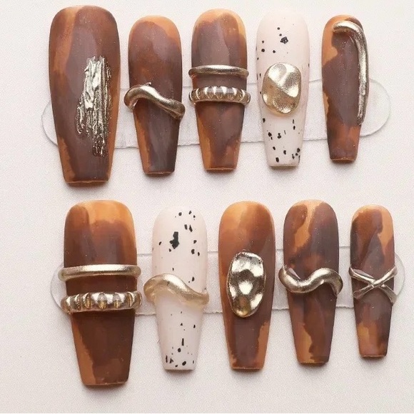 Gorgeous Press-On Nails (10 pieces) - Picture 2 of 4